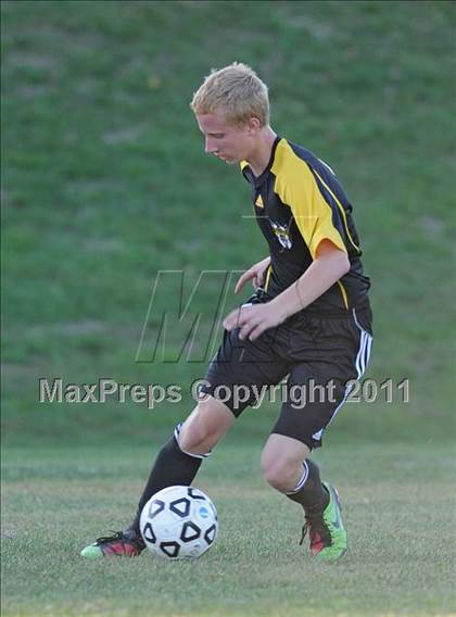 Thumbnail 3 in Souhegan @ Hollis-Brookline photogallery.