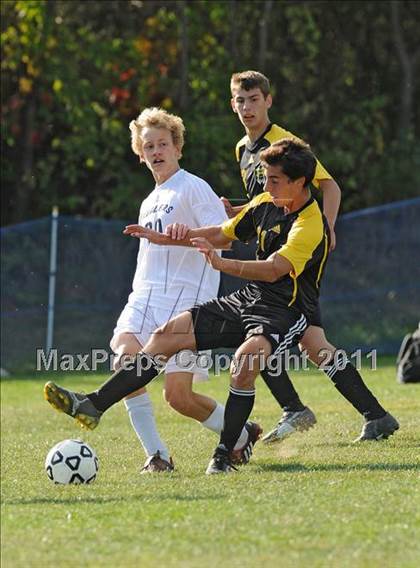 Thumbnail 2 in Souhegan @ Hollis-Brookline photogallery.