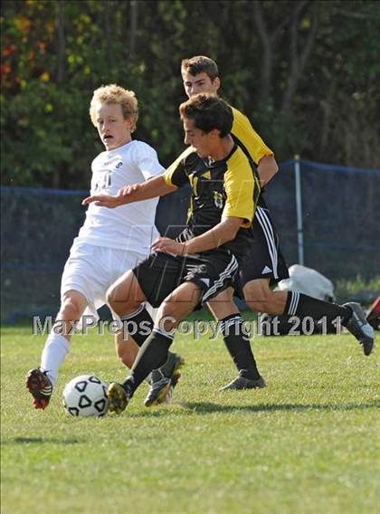 Thumbnail 1 in Souhegan @ Hollis-Brookline photogallery.