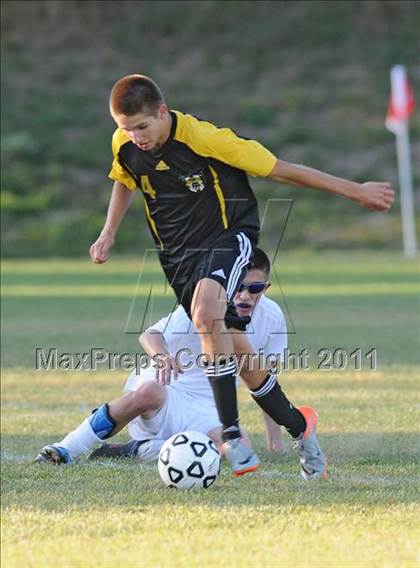 Thumbnail 1 in Souhegan @ Hollis-Brookline photogallery.