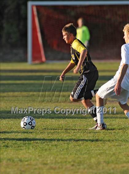 Thumbnail 2 in Souhegan @ Hollis-Brookline photogallery.