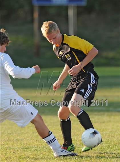 Thumbnail 3 in Souhegan @ Hollis-Brookline photogallery.