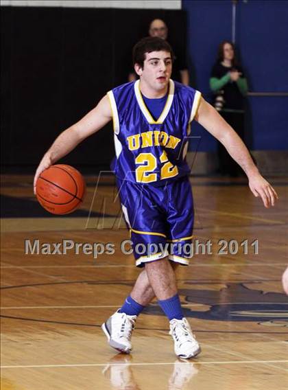 Thumbnail 1 in Elk County Catholic vs.Union (District IX Class A Final) photogallery.
