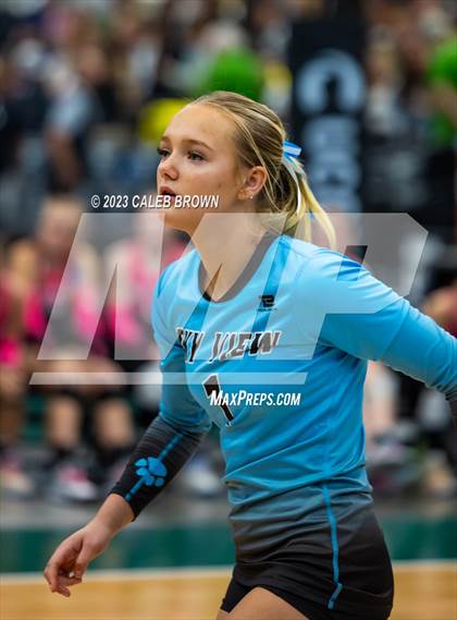 Thumbnail 3 in Desert Hills vs. Sky View (UHSAA 4A 3rd Place) photogallery.