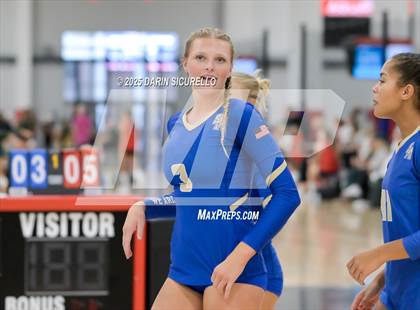 Thumbnail 1 in Santa Margarita vs St. Henry (Nike Tournament of Champions – Southwest) photogallery.