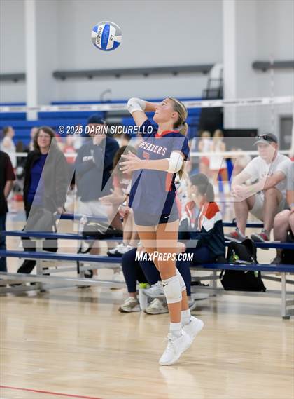 Thumbnail 1 in Santa Margarita vs St. Henry (Nike Tournament of Champions – Southwest) photogallery.