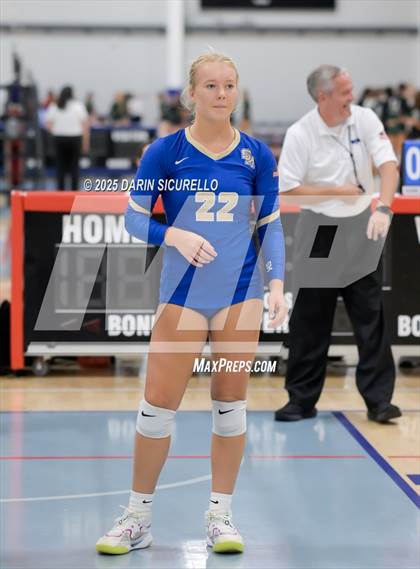 Thumbnail 1 in Santa Margarita vs St. Henry (Nike Tournament of Champions – Southwest) photogallery.