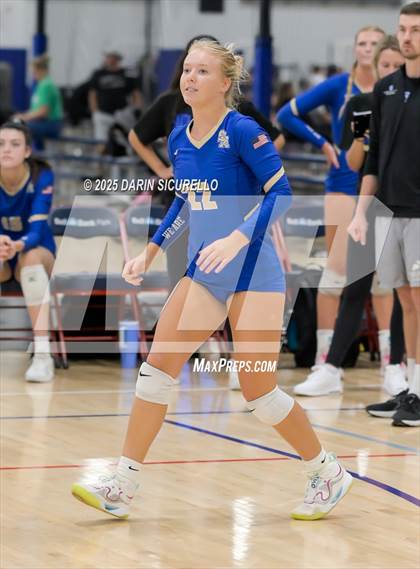 Thumbnail 2 in Santa Margarita vs St. Henry (Nike Tournament of Champions – Southwest) photogallery.