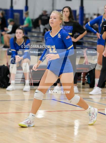 Thumbnail 3 in Santa Margarita vs St. Henry (Nike Tournament of Champions – Southwest) photogallery.