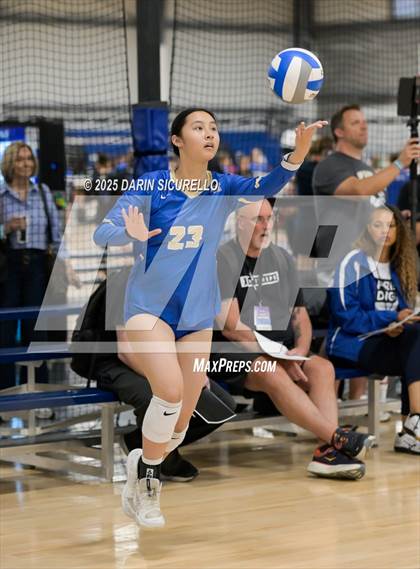 Thumbnail 1 in Santa Margarita vs St. Henry (Nike Tournament of Champions – Southwest) photogallery.