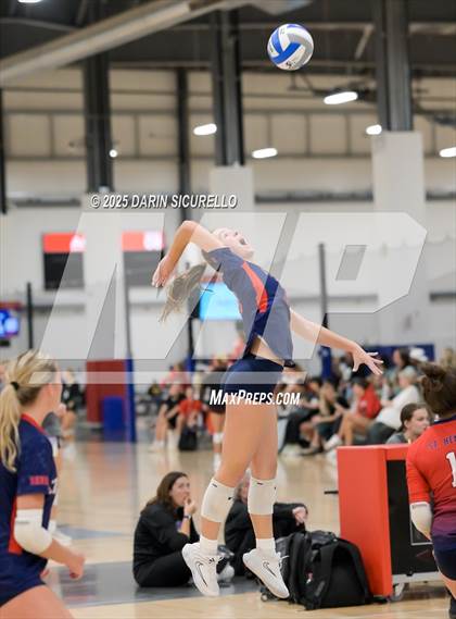 Thumbnail 3 in Santa Margarita vs St. Henry (Nike Tournament of Champions – Southwest) photogallery.