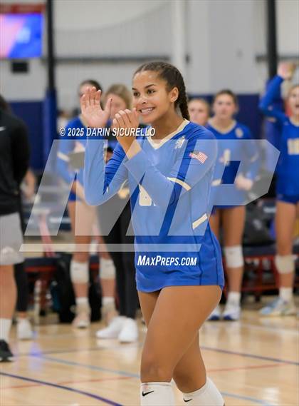 Thumbnail 2 in Santa Margarita vs St. Henry (Nike Tournament of Champions – Southwest) photogallery.