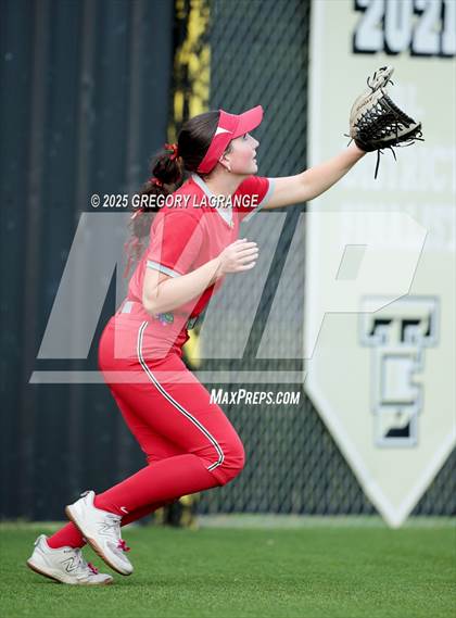 Thumbnail 1 in Marcus vs Guyer (UIL 6A Softball Regional Finals Division II) Game 2 photogallery.