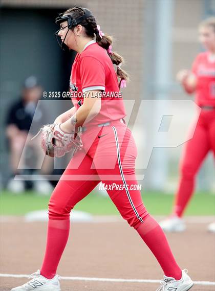 Thumbnail 1 in Marcus vs Guyer (UIL 6A Softball Regional Finals Division II) Game 2 photogallery.