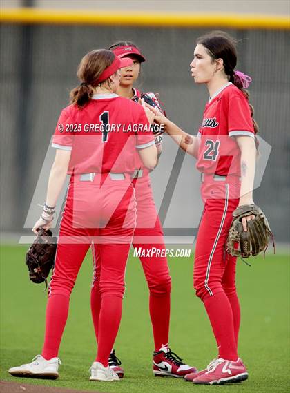 Thumbnail 2 in Marcus vs Guyer (UIL 6A Softball Regional Finals Division II) Game 2 photogallery.
