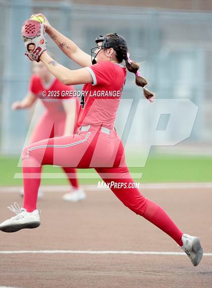 Thumbnail 2 in Marcus vs Guyer (UIL 6A Softball Regional Finals Division II) Game 2 photogallery.