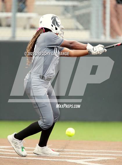 Thumbnail 2 in Marcus vs Guyer (UIL 6A Softball Regional Finals Division II) Game 2 photogallery.