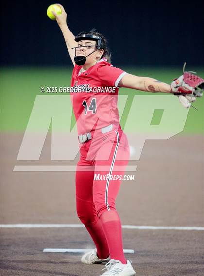 Thumbnail 1 in Marcus vs Guyer (UIL 6A Softball Regional Finals Division II) Game 2 photogallery.