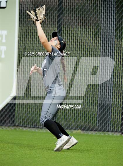 Thumbnail 2 in Marcus vs Guyer (UIL 6A Softball Regional Finals Division II) Game 2 photogallery.