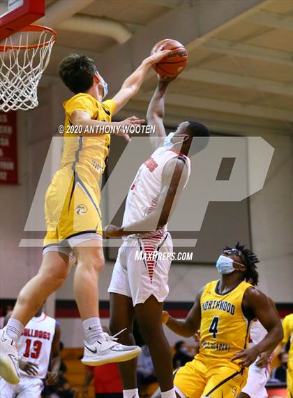 Thumbnail 3 in Berean Baptist Academy vs. Northwood Temple Academy (The BIG H.I.T. Holiday Invitational) photogallery.