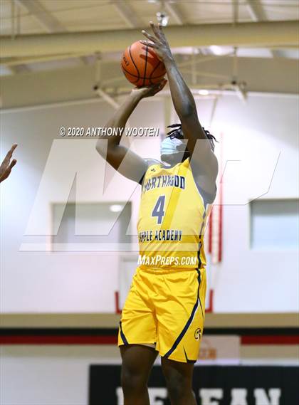 Thumbnail 2 in Berean Baptist Academy vs. Northwood Temple Academy (The BIG H.I.T. Holiday Invitational) photogallery.