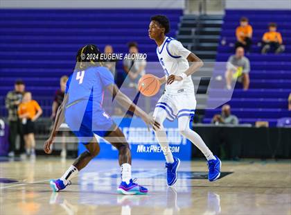 Thumbnail 2 in North Mecklenburg vs. Richmond Heights (City of Palms Classic) photogallery.