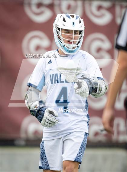 Thumbnail 3 in Regis Jesuit vs. Valor Christian (CHSAA 5A Playoff Semifinal) photogallery.