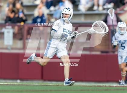Thumbnail 3 in Regis Jesuit vs. Valor Christian (CHSAA 5A Playoff Semifinal) photogallery.