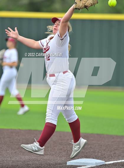 Thumbnail 3 in Cypress Woods vs Cypress Springs photogallery.
