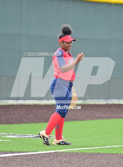 Thumbnail 1 in Cypress Woods vs Cypress Springs photogallery.