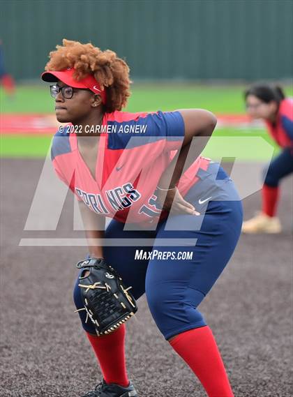 Thumbnail 2 in Cypress Woods vs Cypress Springs photogallery.
