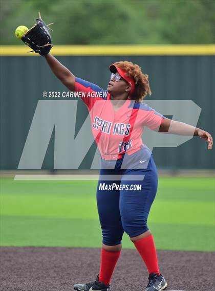 Thumbnail 3 in Cypress Woods vs Cypress Springs photogallery.