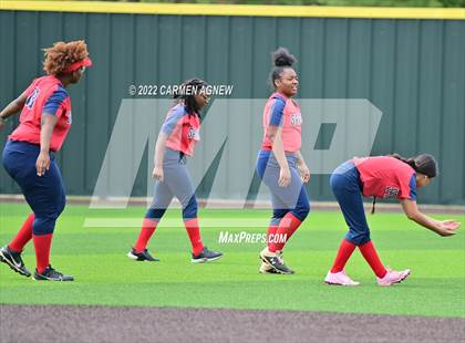 Thumbnail 3 in Cypress Woods vs Cypress Springs photogallery.