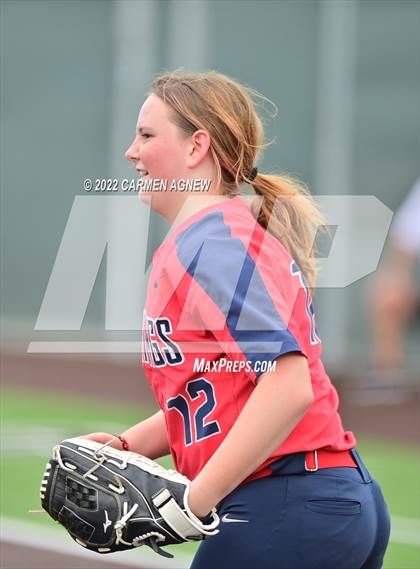 Thumbnail 2 in Cypress Woods vs Cypress Springs photogallery.