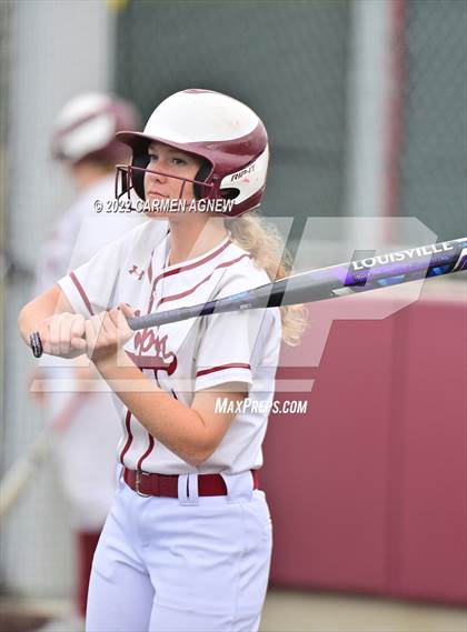 Thumbnail 3 in Cypress Woods vs Cypress Springs photogallery.