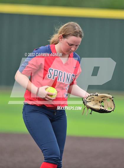 Thumbnail 3 in Cypress Woods vs Cypress Springs photogallery.