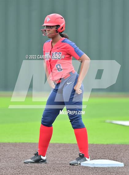 Thumbnail 3 in Cypress Woods vs Cypress Springs photogallery.