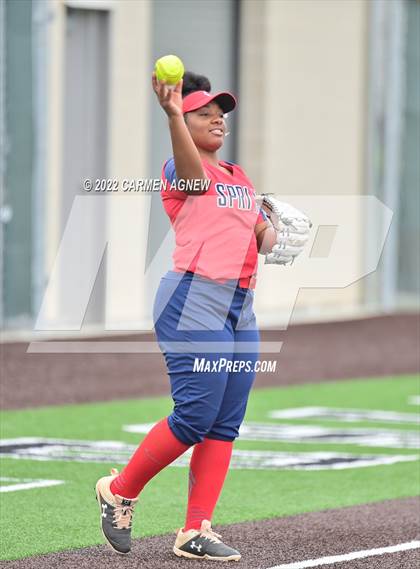 Thumbnail 3 in Cypress Woods vs Cypress Springs photogallery.