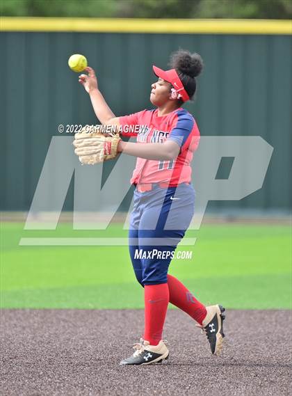Thumbnail 2 in Cypress Woods vs Cypress Springs photogallery.