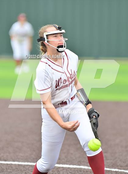 Thumbnail 3 in Cypress Woods vs Cypress Springs photogallery.