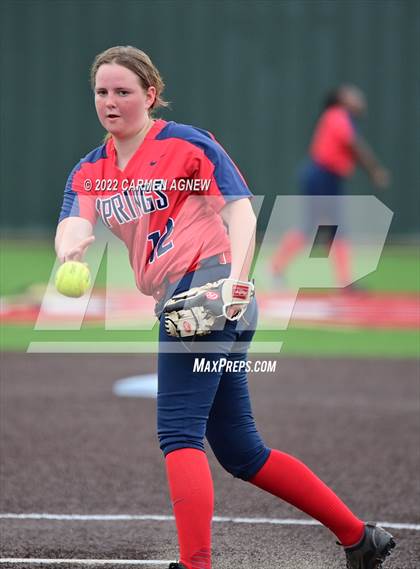 Thumbnail 2 in Cypress Woods vs Cypress Springs photogallery.