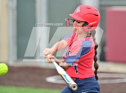 Thumbnail 3 in Cypress Woods vs Cypress Springs photogallery.