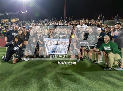 Thumbnail 3 in Mountain Vista vs. Valor Christian (CHSAA 5A State Final) photogallery.