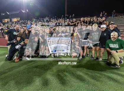 Thumbnail 2 in Mountain Vista vs. Valor Christian (CHSAA 5A State Final) photogallery.