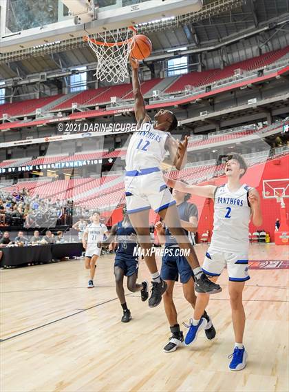 Thumbnail 1 in Apollo vs Paradise Honors (Section 7 Arizona Tournament) photogallery.