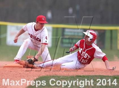 Thumbnail 3 in Half Hollow Hills West @ East Islip photogallery.