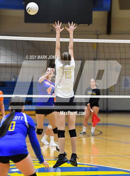 Thumbnail 1 in Thunderbird @ Prescott (JV) photogallery.