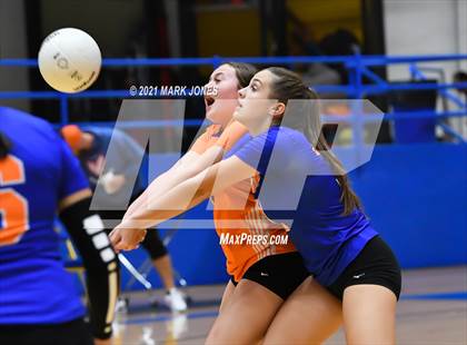 Thumbnail 1 in Thunderbird @ Prescott (JV) photogallery.