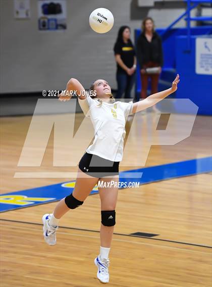 Thumbnail 2 in Thunderbird @ Prescott (JV) photogallery.