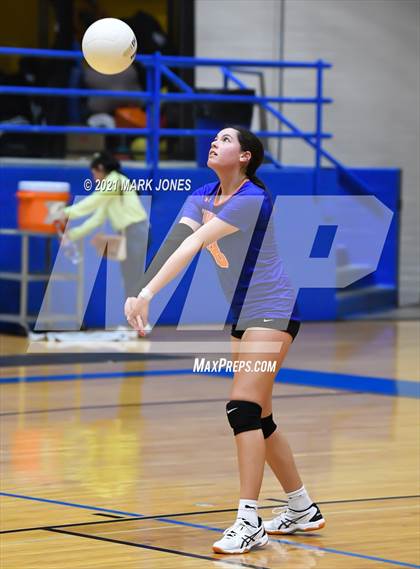 Thumbnail 1 in Thunderbird @ Prescott (JV) photogallery.